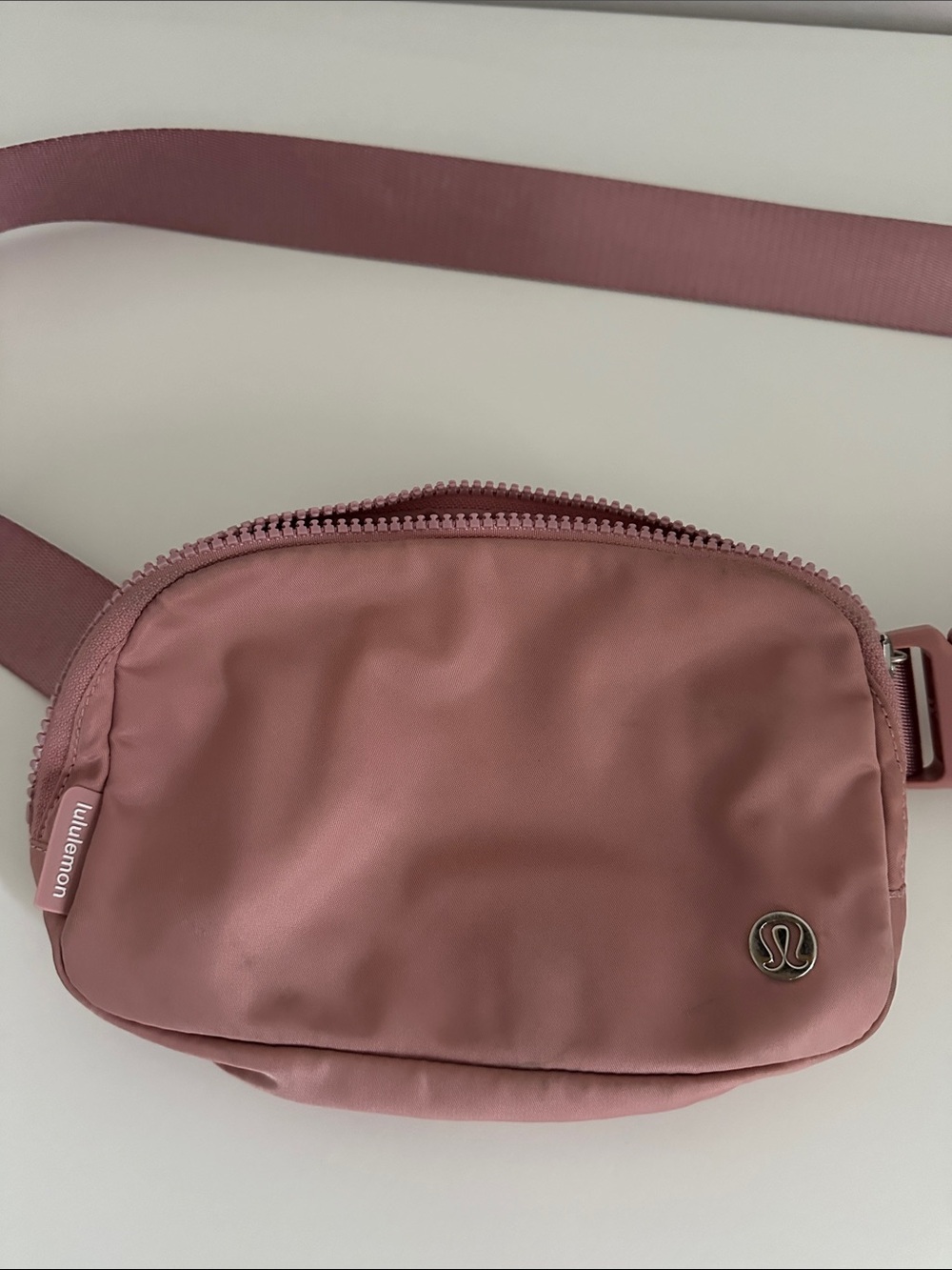 lululemon rose mauve crossbody pouch